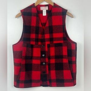 Vintage C.C. Filson Buffalo Plaid Mackinaw Vest Size 42 100% Virgin Wool USA